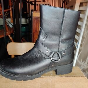 Softmoc Leather Biker Boots
